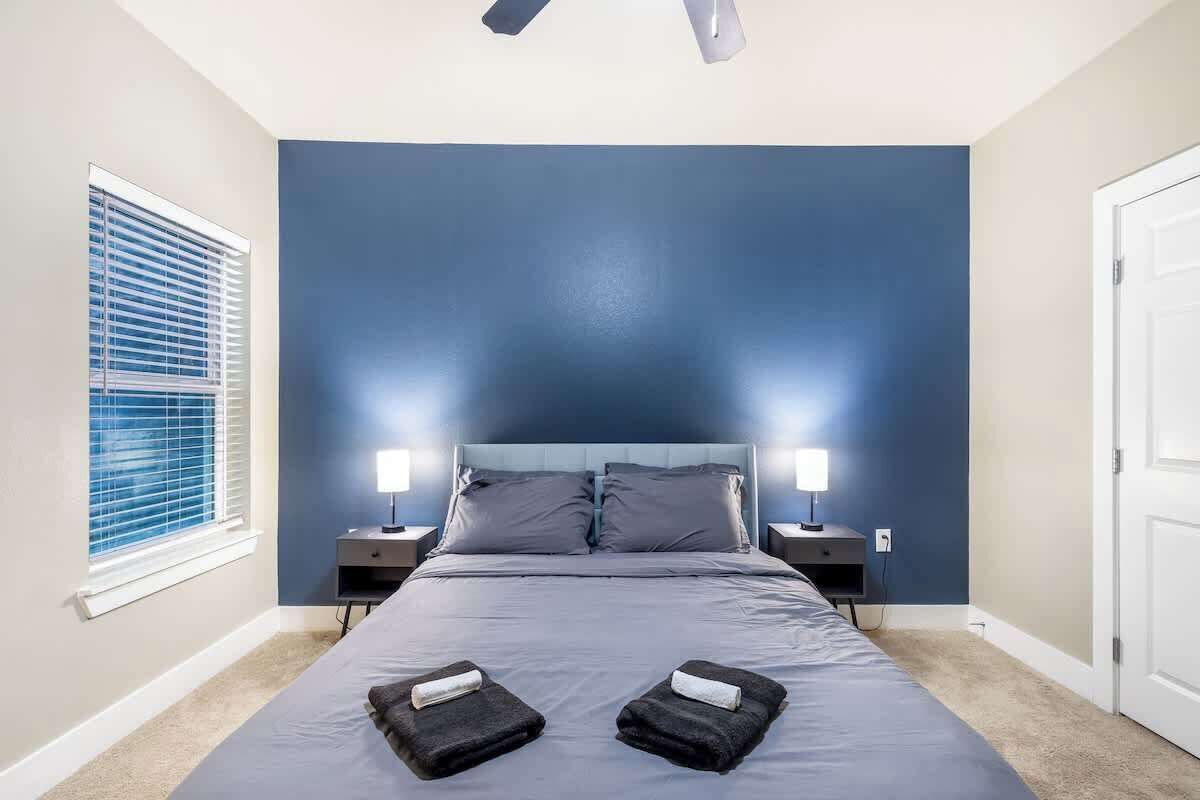 アイロン / アイロン台、WiFi、ベッドシーツ