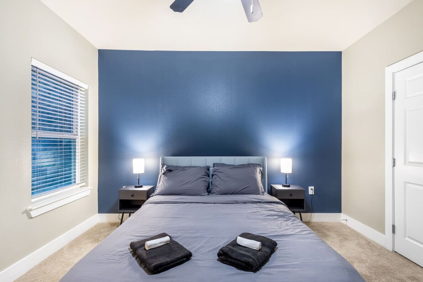 1 室のベッドルーム、デスク、アイロン / アイロン台、WiFi