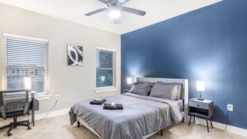 1 bedroom, desk, iron/ironing board, WiFi