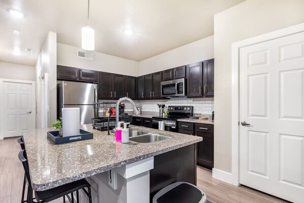 Fridge, microwave, oven, dishwasher