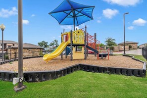 Children's area - Modern 1BR – Epic Waters, AT&T, Gym & Shopping (Grand Prairie)