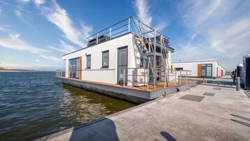 Mobile Home | Bahagian luar