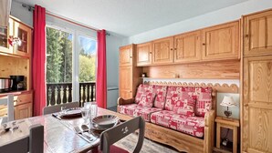 Interior - Apartment in Alps With Mountain Views (Araches-la-Frasse)
