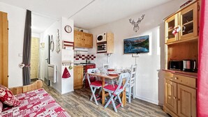 Interior - Apartment in Alps With Mountain Views (Araches-la-Frasse)