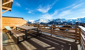 Outdoor dining - Semi-detached Chalet Near Slopes With Sauna (Fontcouverte-la-Toussuire)