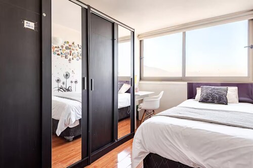 Apartment with jacuzzi in Costanera center sector, steps from the subway P.de Valdivia