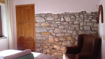 1 dormitorio, wifi, ropa de cama