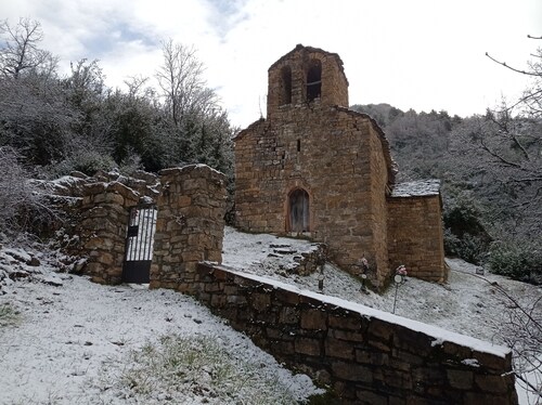Rural Vacation Rental - Your Gateway to the Spanish Pyrenees