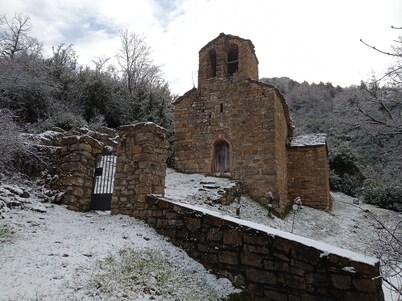 Rural Vacation Rental - Your Gateway to the Spanish Pyrenees