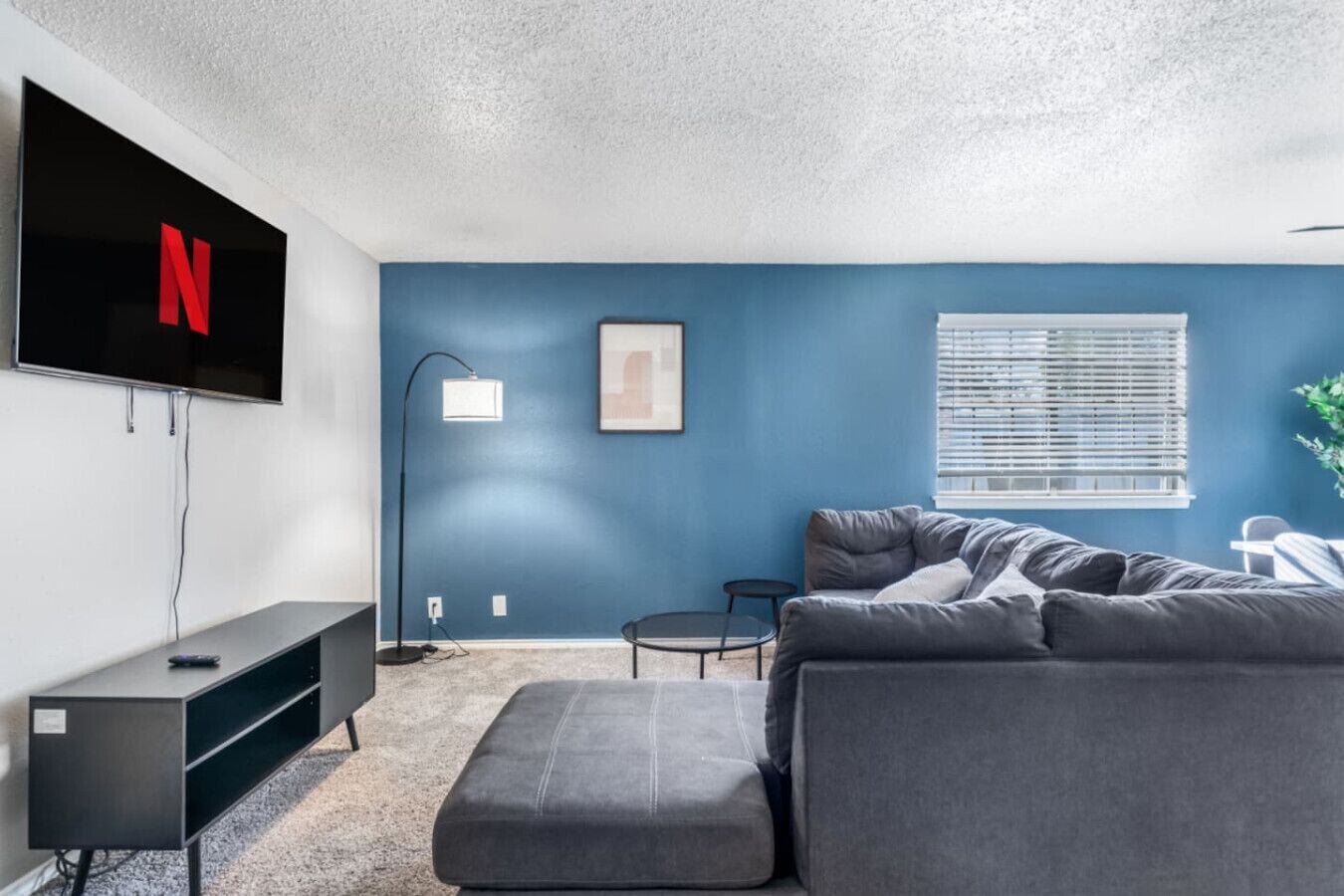 Smart TV, offices