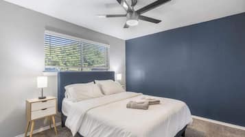 3 chambres, bureau, fer et planche Ă repasser, Wi-Fi gratuit