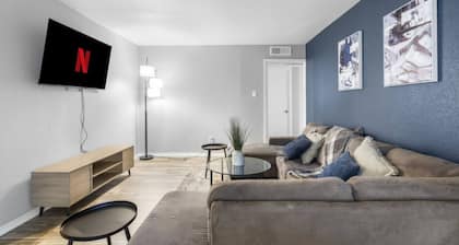 3 Min Walk to AT&T | 3BR | Parking + Pets + Gym