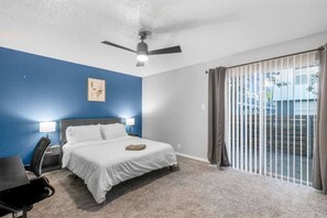 Desk, iron/ironing board, free WiFi, bed sheets - 3 Min Walk to AT&T | 1BR | Parking + Pets + Gym (Arlington)