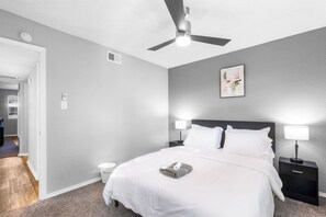 Desk, iron/ironing board, free WiFi, bed sheets - 3 Min Walk to AT&T | 2BR | Parking + Pets + Gym (Arlington)