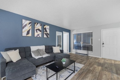 Arlington 3BR AT&T, Globe Life, 6 Flags, Parking