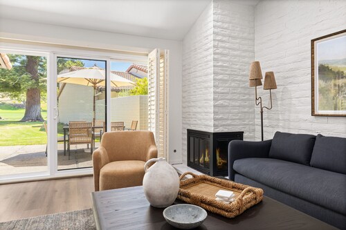 Charming Holiday Haven in Wine Country