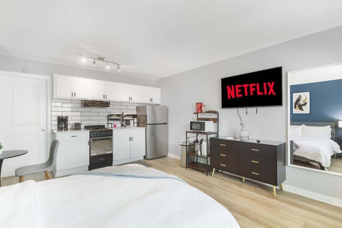 1 chambre, bureau, fer et planche à repasser, Wi-Fi