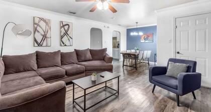 Spacious 2BR Across AT&T Stadium + Parking