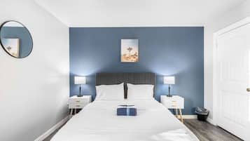 2 bedrooms, desk, iron/ironing board, free WiFi