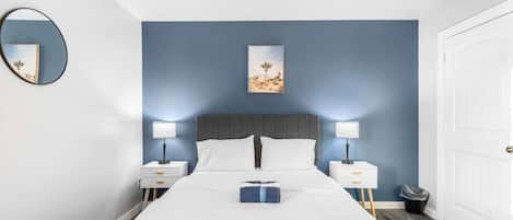 2 bedrooms, desk, iron/ironing board, free WiFi