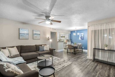 Spacious 2BR Across AT&T Stadium + Parking