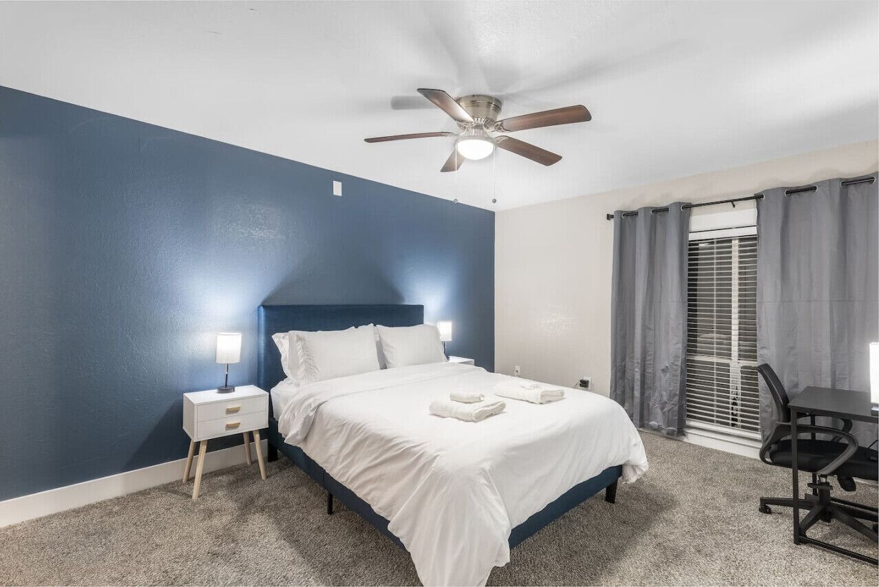 2 bedrooms, desk, iron/ironing board, free WiFi