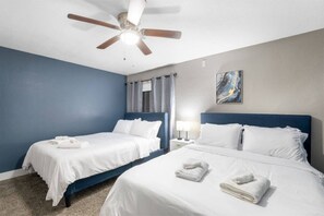 2 Schlafzimmer, Schreibtisch, Bügeleisen/Bügelbrett, kostenloses WLAN