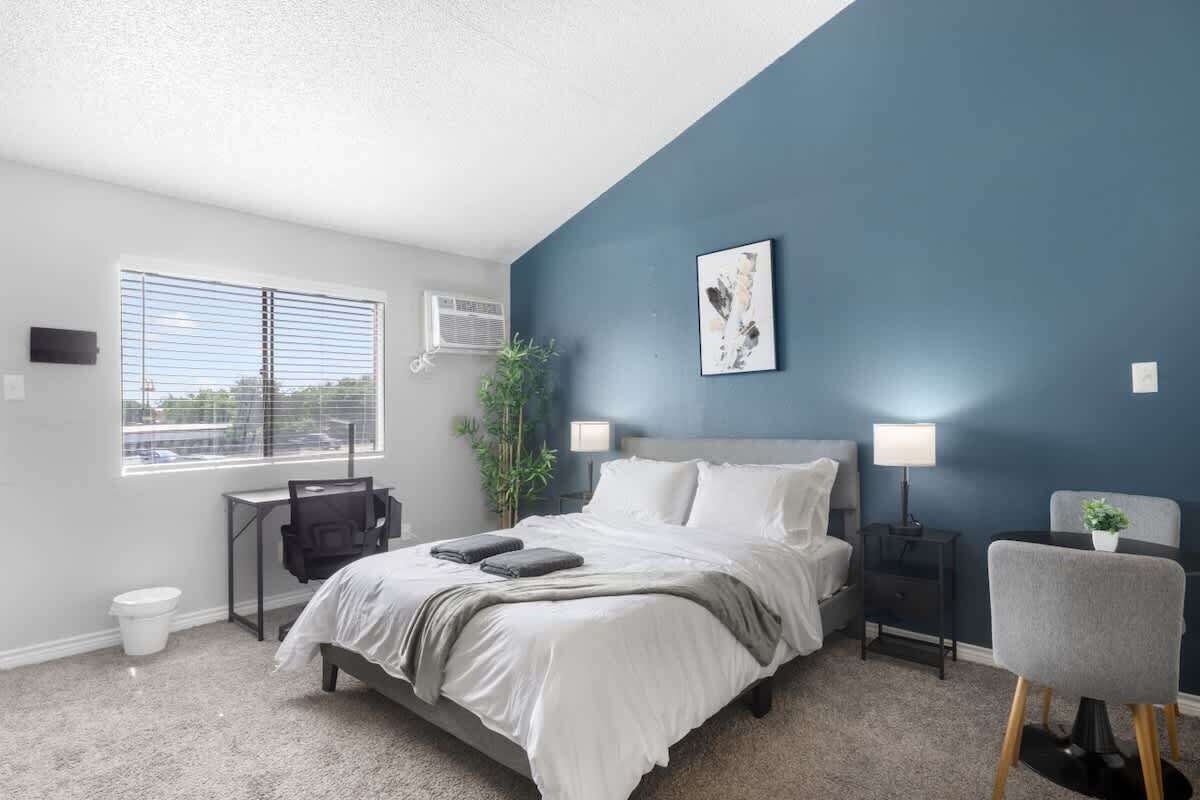 1 Schlafzimmer, Schreibtisch, Bügeleisen/Bügelbrett, WLAN