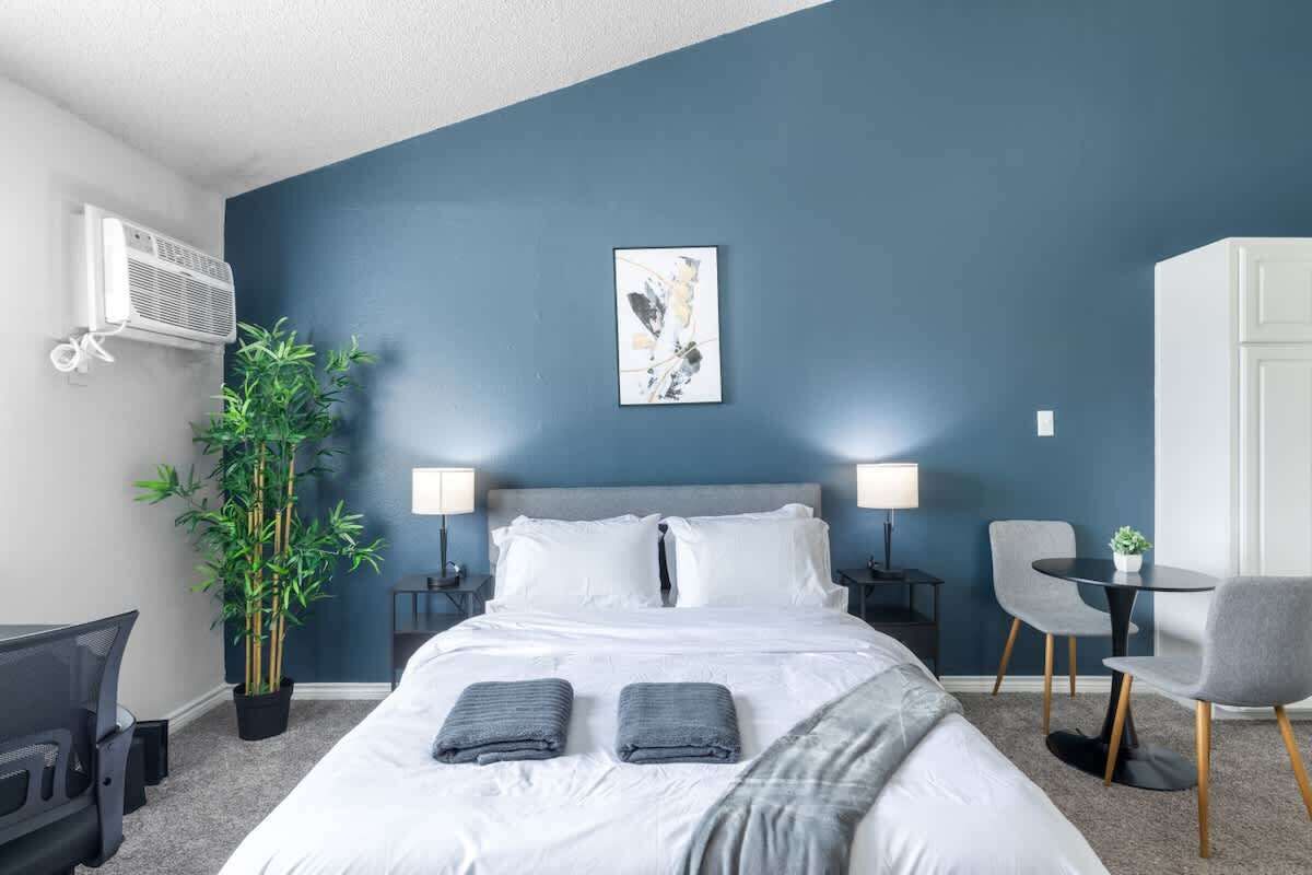 1 Schlafzimmer, Schreibtisch, Bügeleisen/Bügelbrett, WLAN