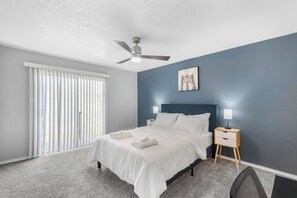 Desk, iron/ironing board, free WiFi, bed sheets - 3 Min Walk to AT&T | 2BR | Parking + Pets + Gym (Arlington)