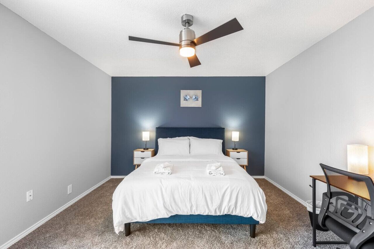 1 chambre, bureau, fer et planche à repasser, Wi-Fi gratuit