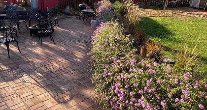 Garage Studio with Beautiful Backyard