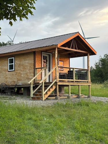 Eastgate cottages on Mars Hill Mountain