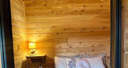 Eastgate cottages on Mars Hill Mountain