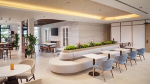 Lobby - Hyatt House Destin (Destin)
