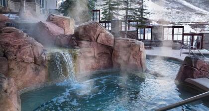 Ski-In/Ski-Out 1BR at Marriott's MountainSide – Steps to Lifts + Prime Location