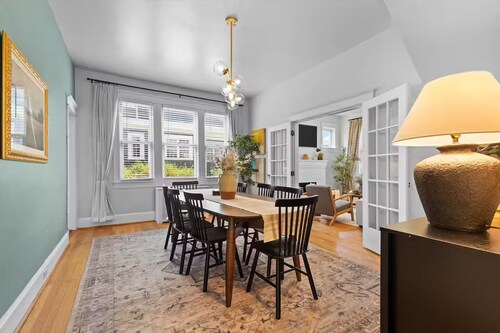 Modern 5BR Retreat in Washington DC