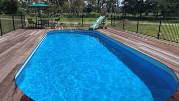 Outdoor pool, a heated pool