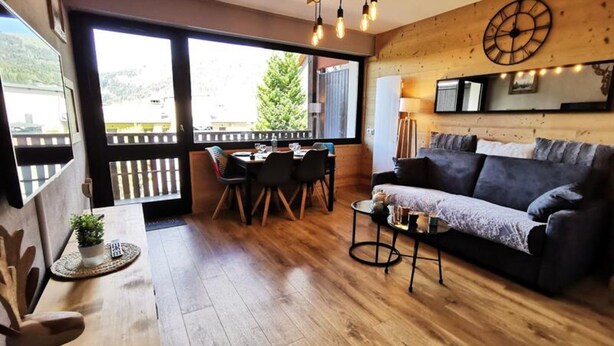 Unclassified image, 1 of 3, button - Renovated Studio Cabin With View - Close to the Slopes (Les Gets)