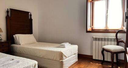 Nomad's Country - Cimo de Vila The Quiet Veranda