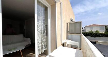 Apartment in Ayguade Near Sandy Beach
