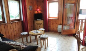 Interior - Apartment Near Mont Chery Ski Slopes (Les Gets)