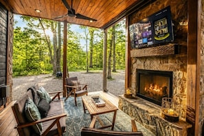 Terrace/patio - Timberline Retreat with Games, Fireplaces, Hot tub, Playground Set, No Pets (Broken Bow)