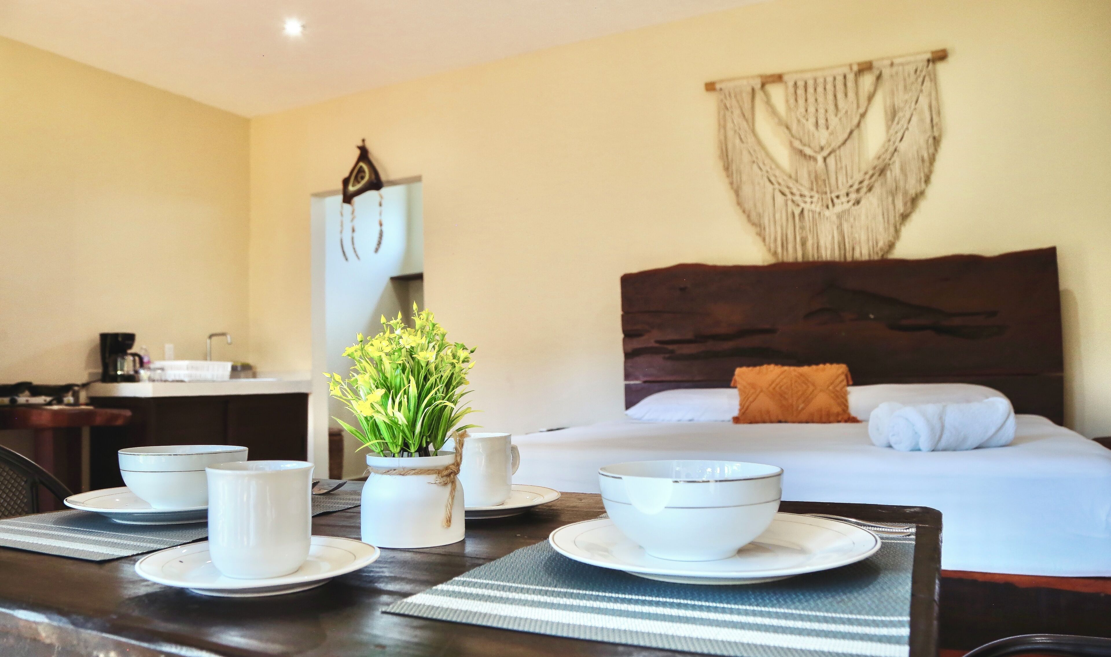 Minibar, caixa forta a l'habitació, wifi gratuïta i roba de llit 