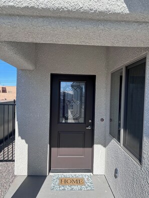 Exterior detail - 3-bedroom house in lovely Lake Havasu with cool AC (LAKE HAVASU)