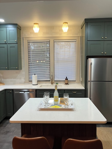 Location, Location, Location! Holland Historic District Charmer!