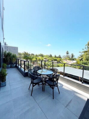 Exclusive-Apartment | Speisen im Freien