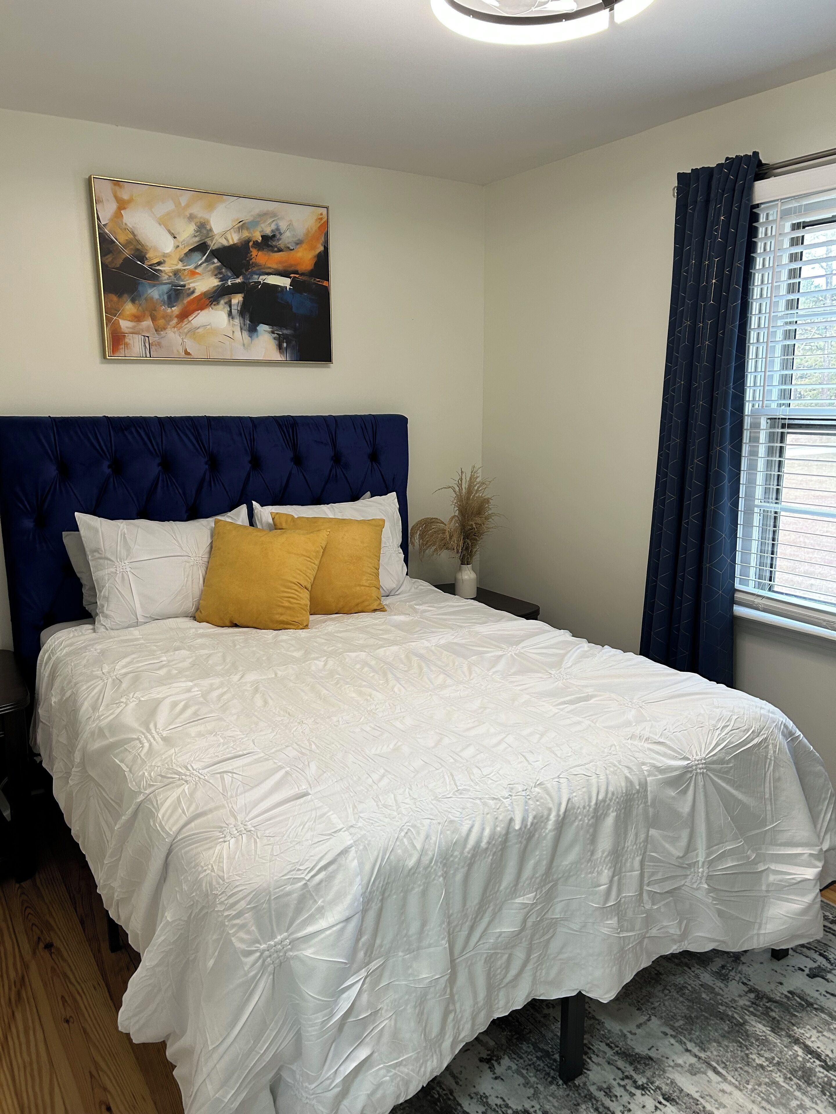 3 bedrooms, desk, iron/ironing board, free WiFi