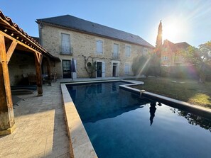 Outdoor pool - Les Oliviers de Saint-Julien - with swimming pool (Saint-Julien-de-Lampon)