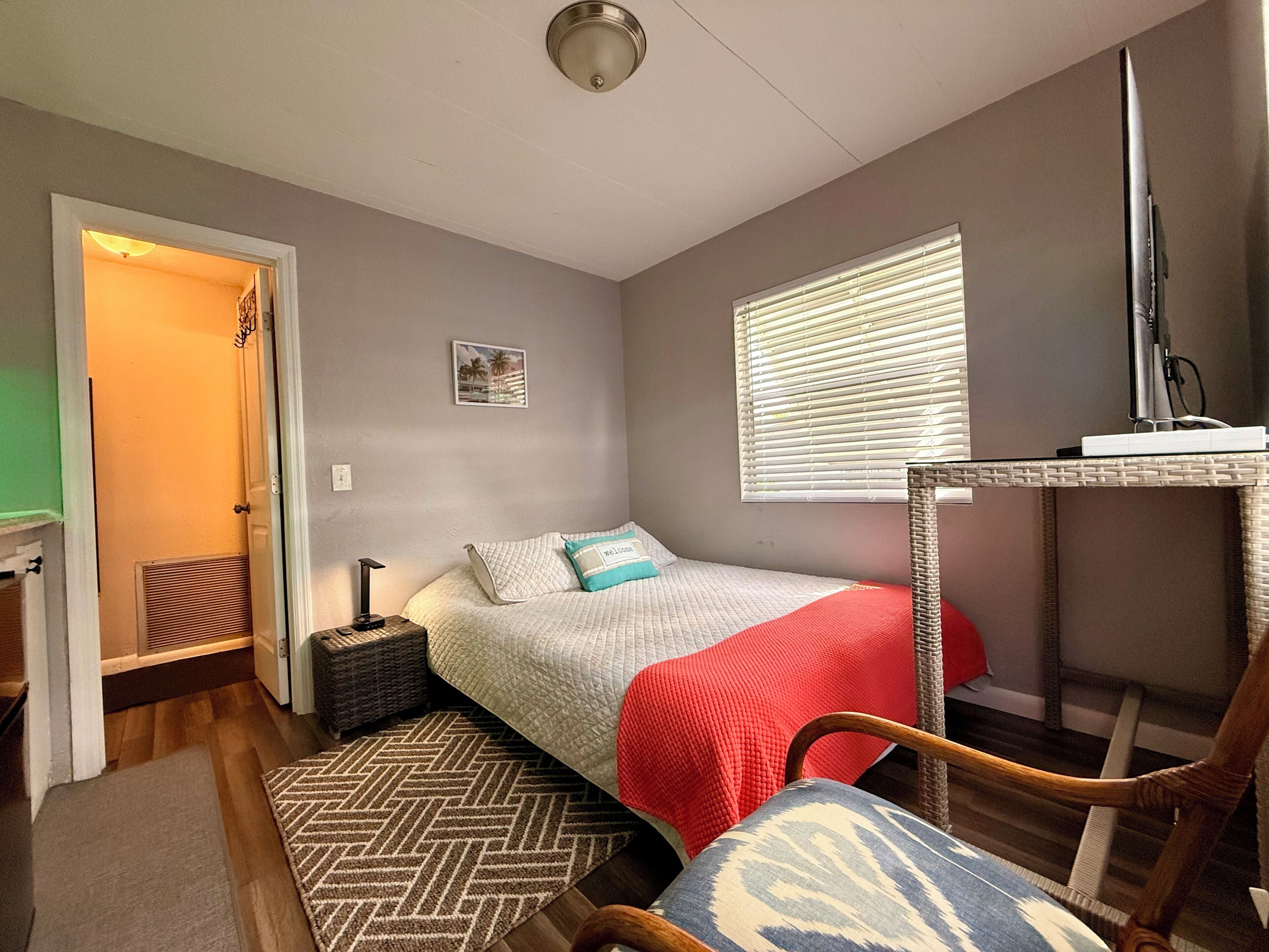 1 bedroom, desk, iron/ironing board, WiFi (free)